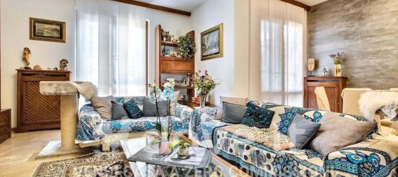 4-salle Maison à Basiglio, Italy No. 10886 3