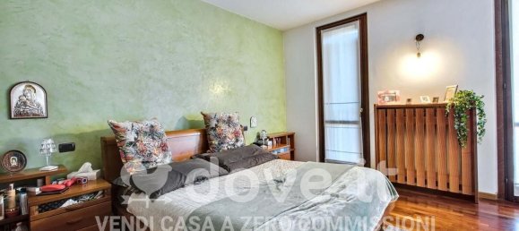 4-salle Maison à Basiglio, Italy No. 10886 20