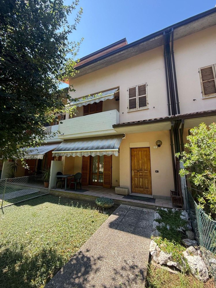 6غرفة منزل في Fano, Italy رقم 289751