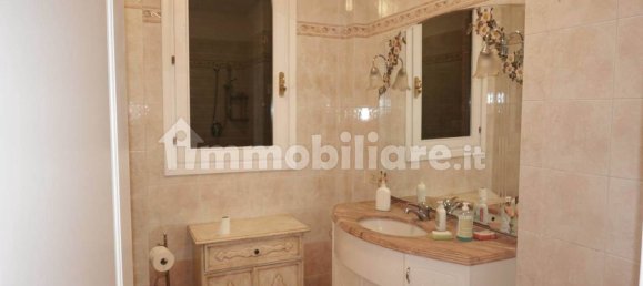 2 غرف نوم شقة في Empoli, Italy رقم 88084 24