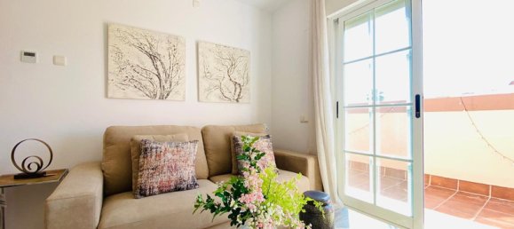 1 bedroom Penthouse in San Luis de Sabinillas, Spain No. 177981 3