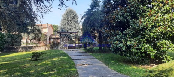 3 rooms Apartment in Verderio, Italy No. 312039 2