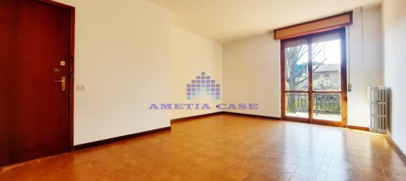 3 rooms Apartment in Verderio, Italy No. 312039 6