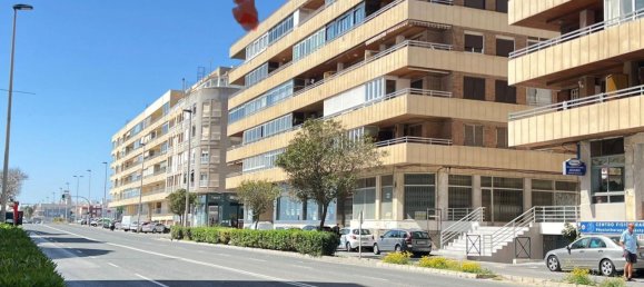 3 bedrooms Apartment in Torrevieja, Spain No. 148848 3