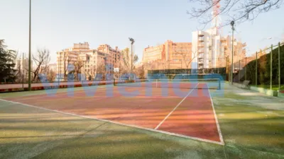 3 bedrooms Office in Madrid, Spain No. 271118