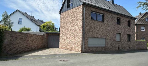 Дом с 6 комнатами в Рейн-Эрфт, Германия № 211615 11