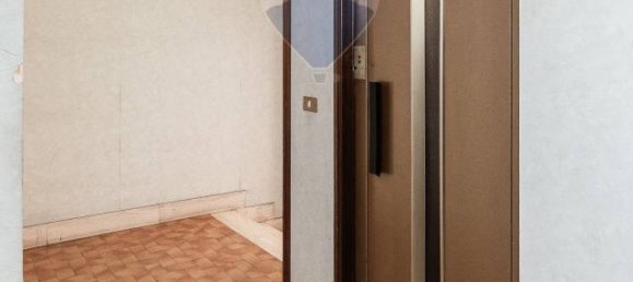 6-Zimmer Wohnung in Genoa, Italy, Nr. 2271 18