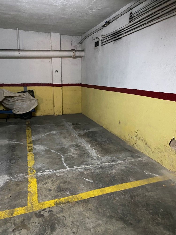 Парковка 8м² в Таррагона, Испания № 233416