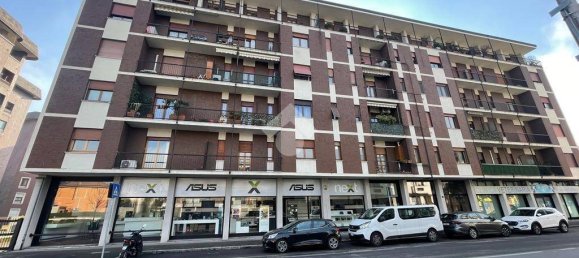 Квартира с 2 спальнями в Монца, Италия № 349821 4