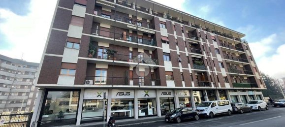 Квартира с 2 спальнями в Монца, Италия № 349821 2