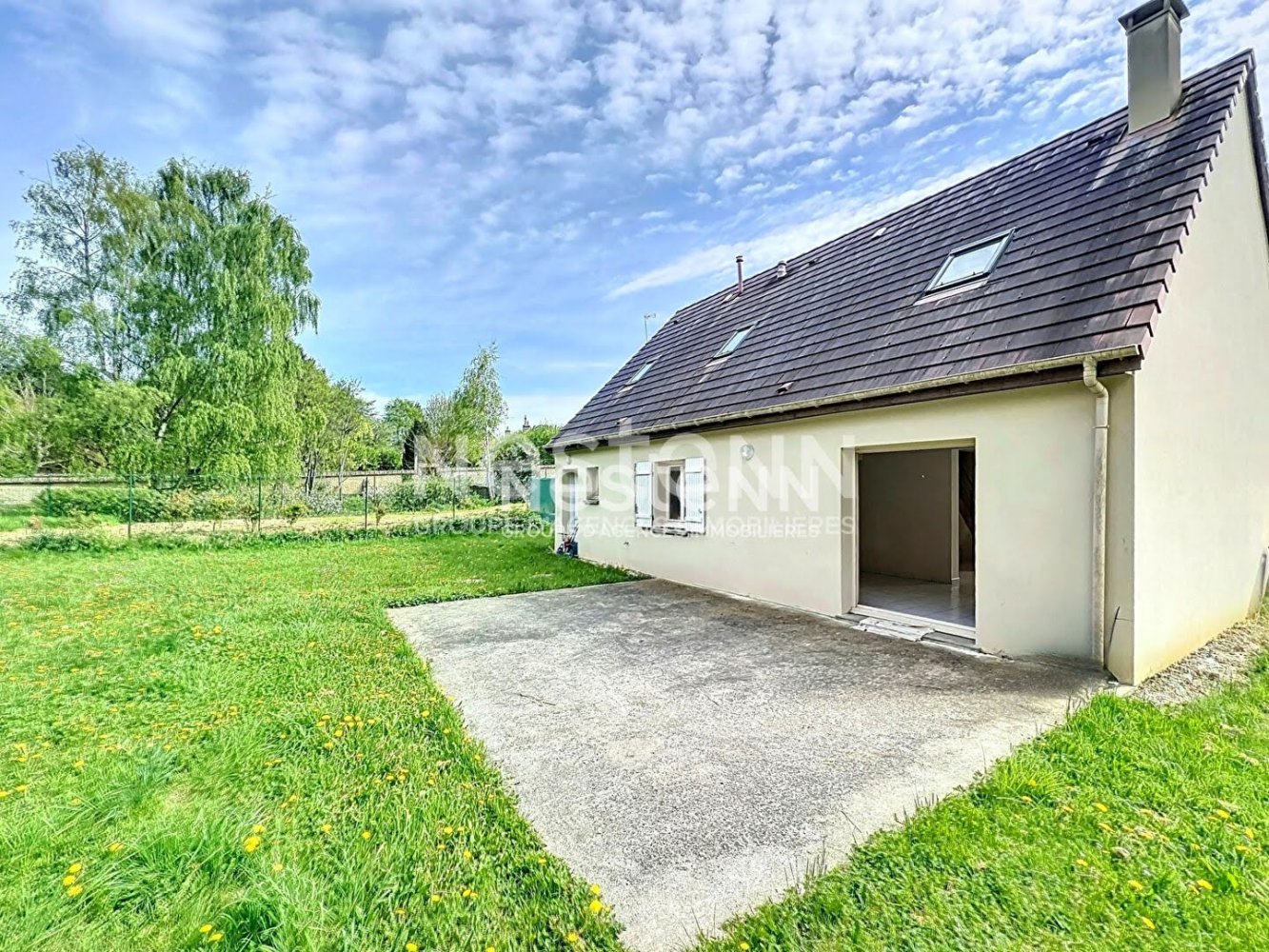 4 bedrooms House in Abondant, France No. 254400