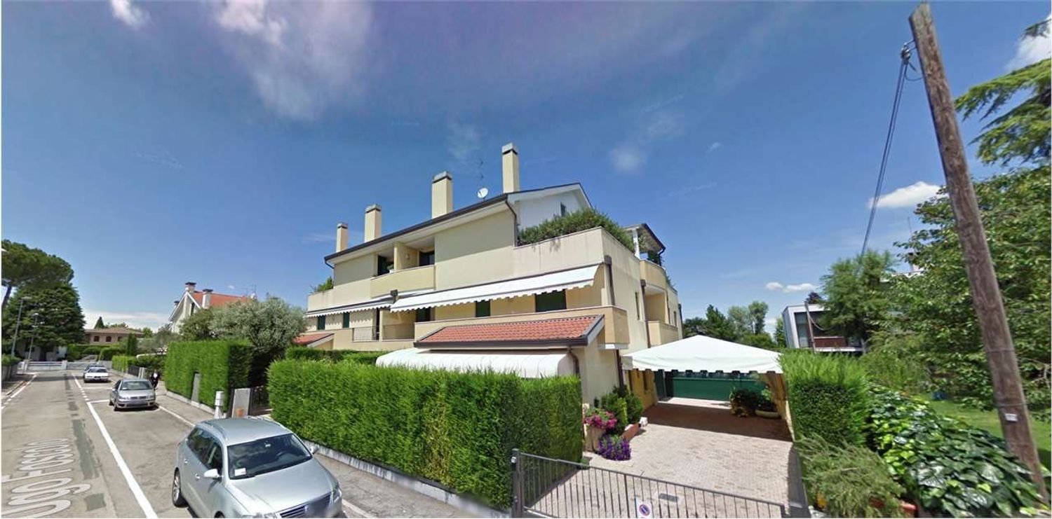 5 rooms Apartment in Stra, Italy No. 213497