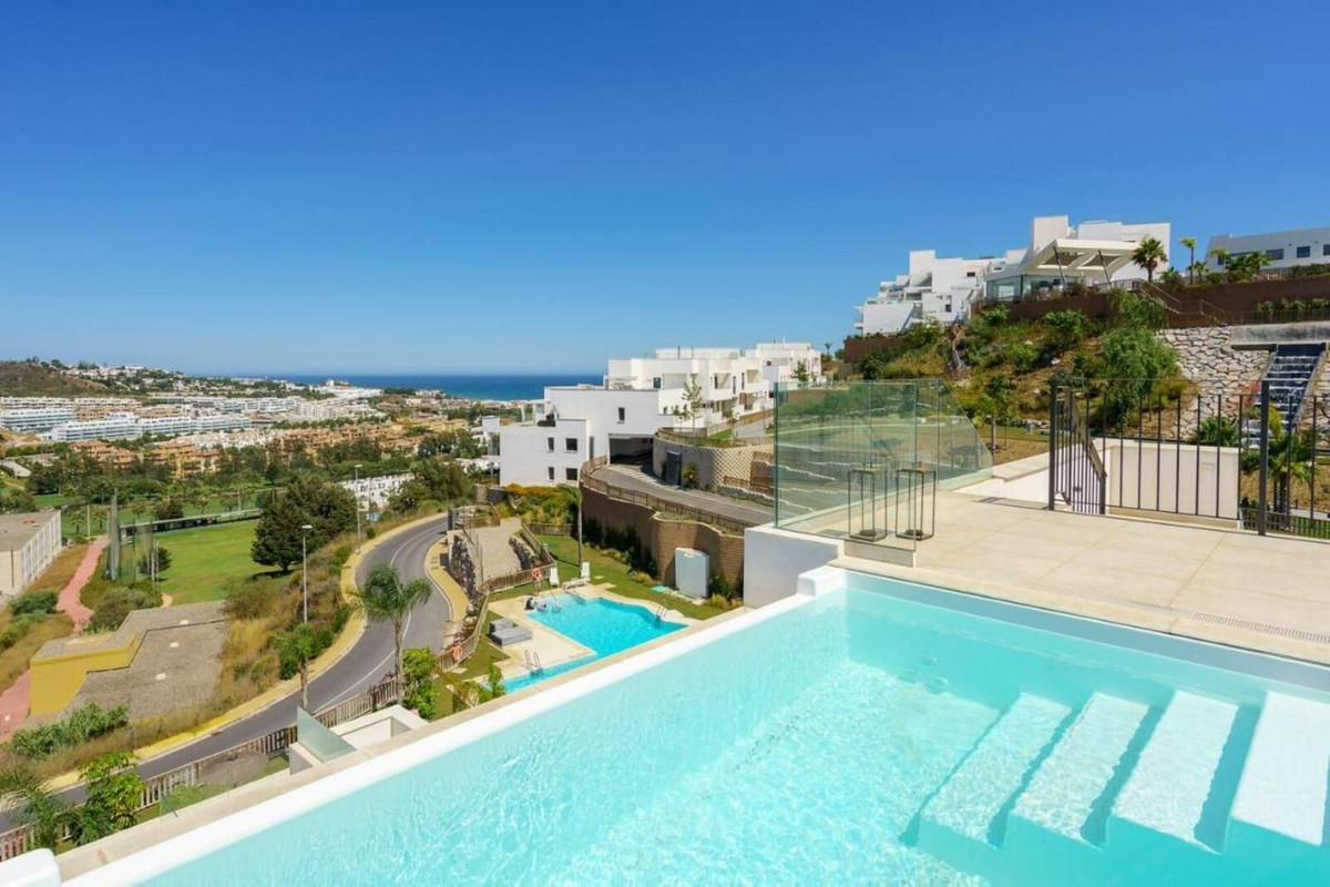 4 bedrooms Penthouse in Mijas, Spain No. 130671