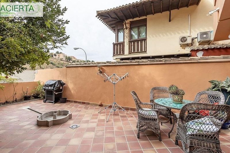 Дом с 4 спальнями в Гранада, Испания № 230647