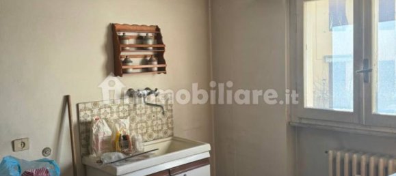 2 rooms Office in Florence, Italy No. 307728 6