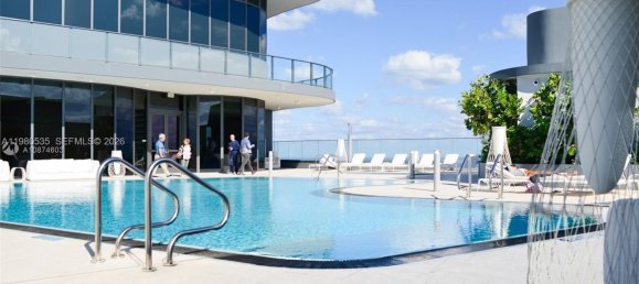 3 غرف نوم عقار تجاري في Miami, الولايات المتحدة رقم 615384 3
