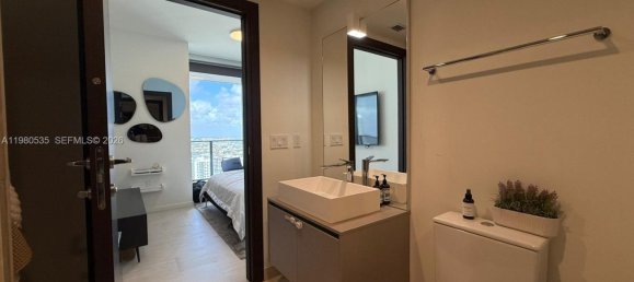 3 غرف نوم عقار تجاري في Miami, الولايات المتحدة رقم 615384 5