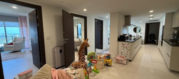 3 غرف نوم عقار تجاري في Miami, الولايات المتحدة رقم 615384 20