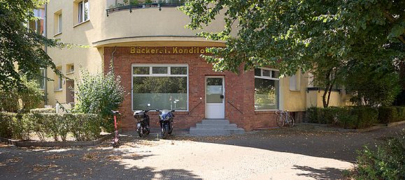 6 rooms Commercial property in Pankow, Germany No. 42450 2