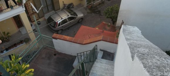 3 rooms House in Camposano, Italy No. 110000 10