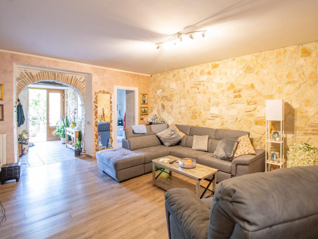 6 غرف نوم منزل في Greccio, Italy رقم 291922