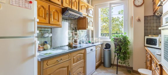 2 bedrooms Apartment in Paris, France No. 298173 3