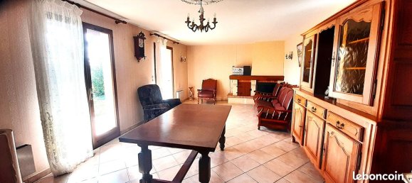 2 bedrooms House in Casteljaloux, France No. 100293 3