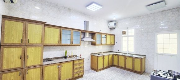 Вилла с 6 спальнями в Shakhbout City, ОАЭ № 34097 21