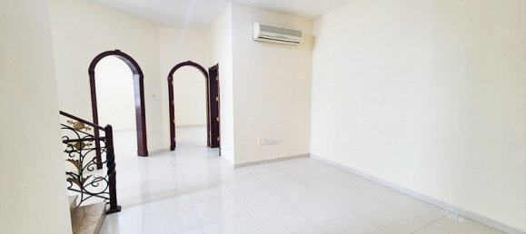 Вилла с 6 спальнями в Shakhbout City, ОАЭ № 34097 3