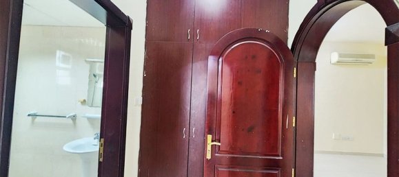 Вилла с 6 спальнями в Shakhbout City, ОАЭ № 34097 14