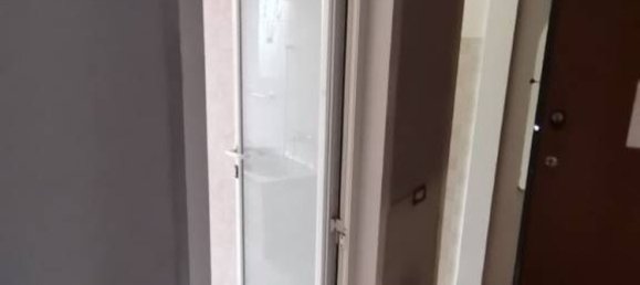 Квартира с 2 комнатами в Чинизелло Бальсамо, Италия № 6572 3