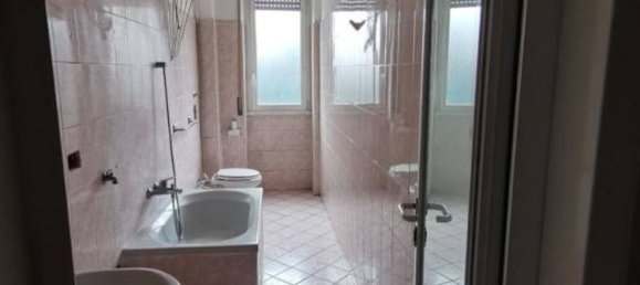 Квартира с 2 комнатами в Чинизелло Бальсамо, Италия № 6572 2