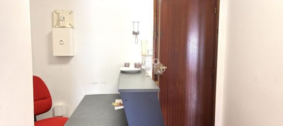 1 bedroom Apartment in Marseille, France No. 298435 7