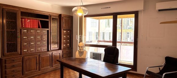 1 bedroom Apartment in Marseille, France No. 298435 4