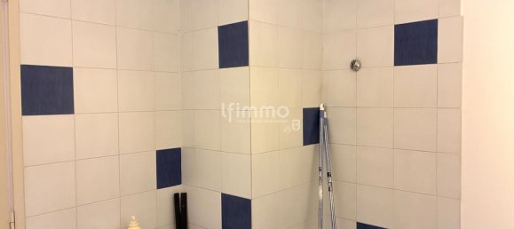 1 bedroom Apartment in Marseille, France No. 298435 10