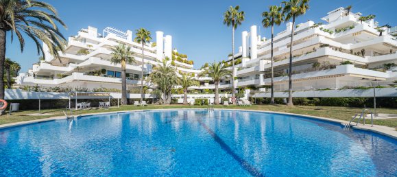 3 bedrooms Apartment in Marbella, Spain No. 240585 29