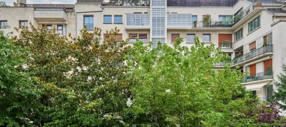 Квартира с 3 спальнями в Нёйи-сюр-Сен, Франция № 137882 4