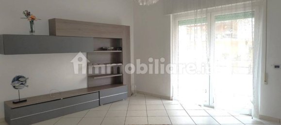 3 Schlafzimmer Wohnung in Latina, Italy, Nr. 285385 3