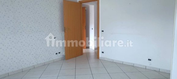 3 Schlafzimmer Wohnung in Latina, Italy, Nr. 285385 9