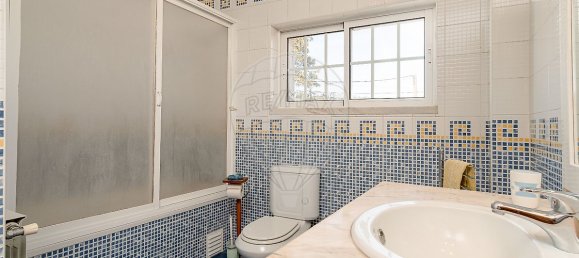 4 bedrooms House in Almada, Portugal No. 17438 37