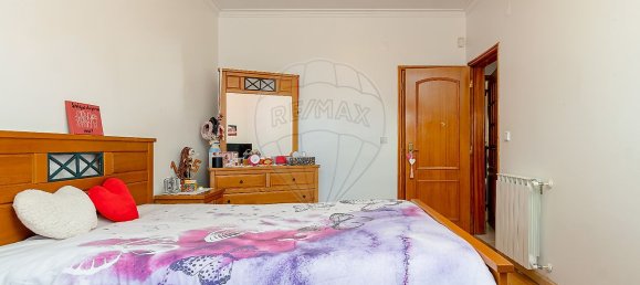 4 bedrooms House in Almada, Portugal No. 17438 11