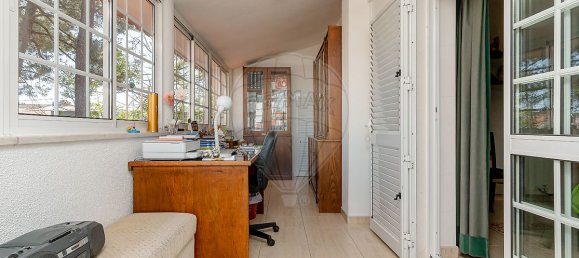 4 bedrooms House in Almada, Portugal No. 17438 2