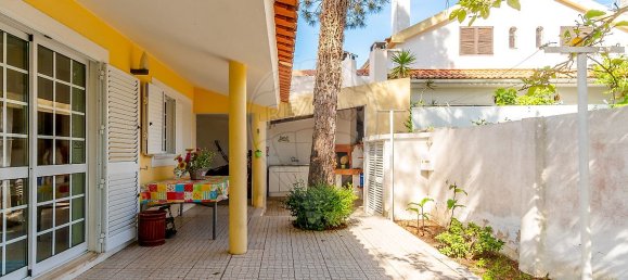 4 bedrooms House in Almada, Portugal No. 17438 29