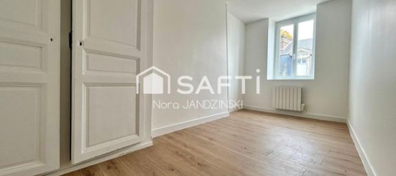 4 bedrooms Duplex in Saint-Pierre-les-Elbeuf, France No. 310058 8