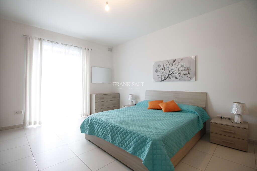 Apartamento T2 em Attard, Malta N.º 6744