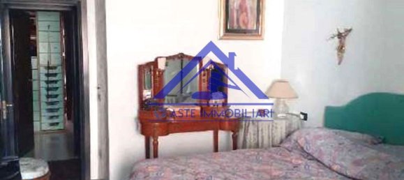 2 rooms Apartment in Naples, Italy No. 14228 9