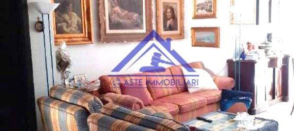 2 rooms Apartment in Naples, Italy No. 14228 6