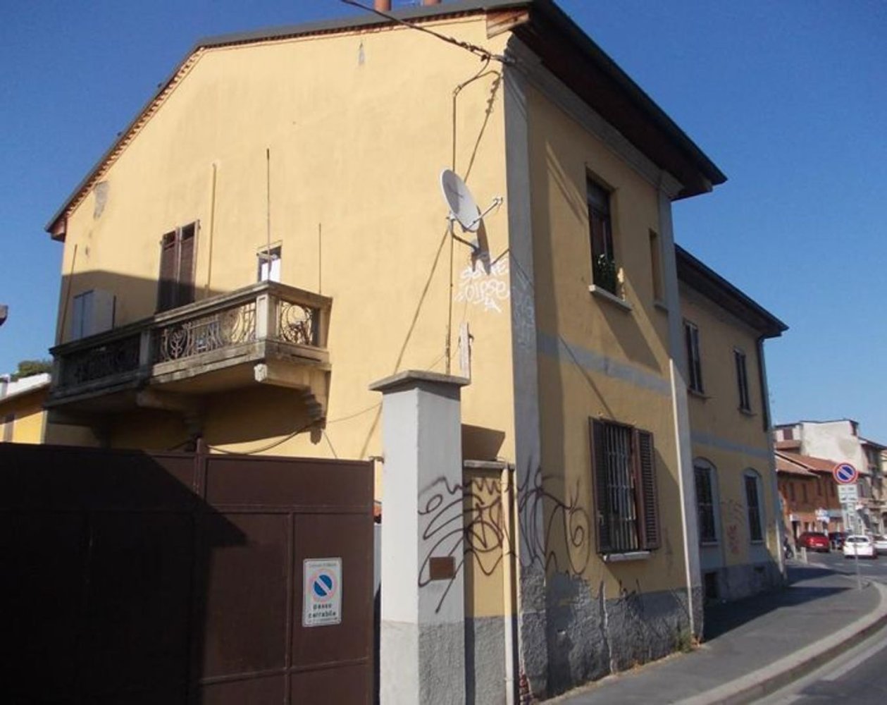 3غرفة شقة في Milan, Italy رقم 241045