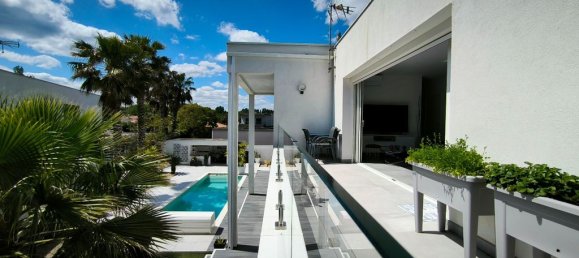 4 Schlafzimmer Villa in Agde, France, Nr. 205318 12