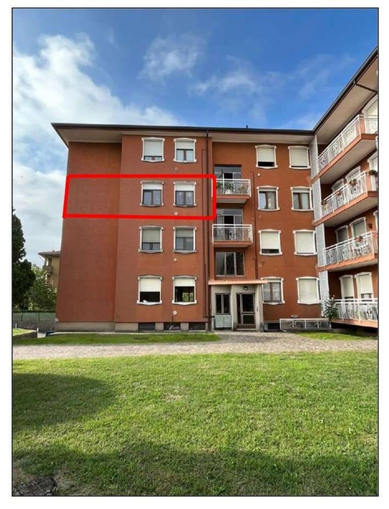 Квартира с 4 комнатами в Ломанья, Италия № 5224